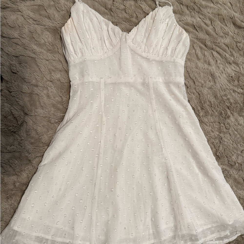 White Selfie Leslie dress!